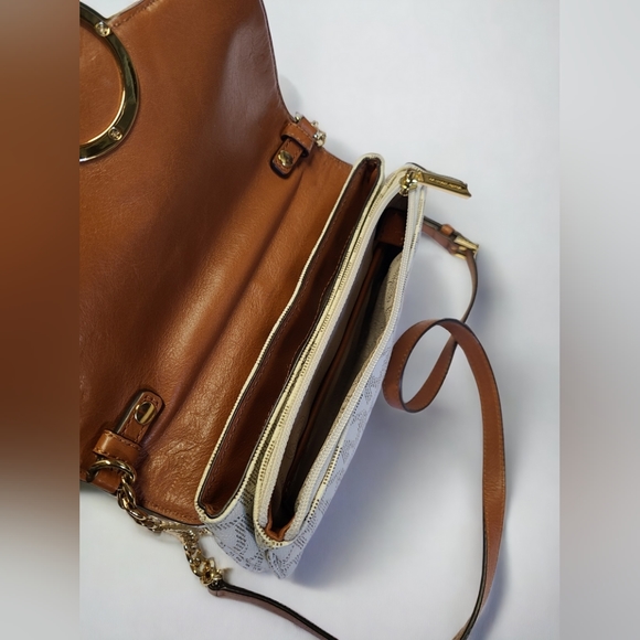 Michael Kors Fulton Logo Crossbody - Picture 5 of 7